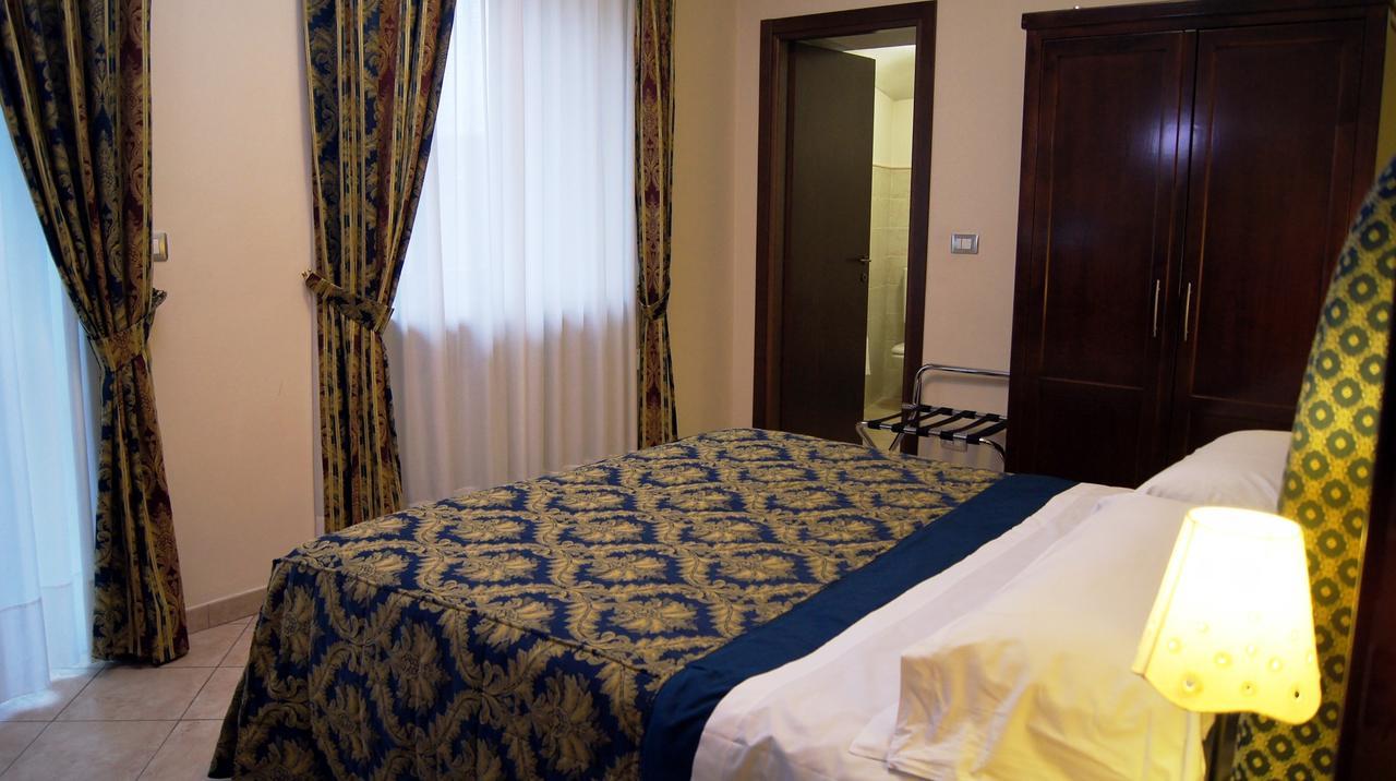 Hotel E Trattoria San Giorgio Piossasco Pokoj fotografie
